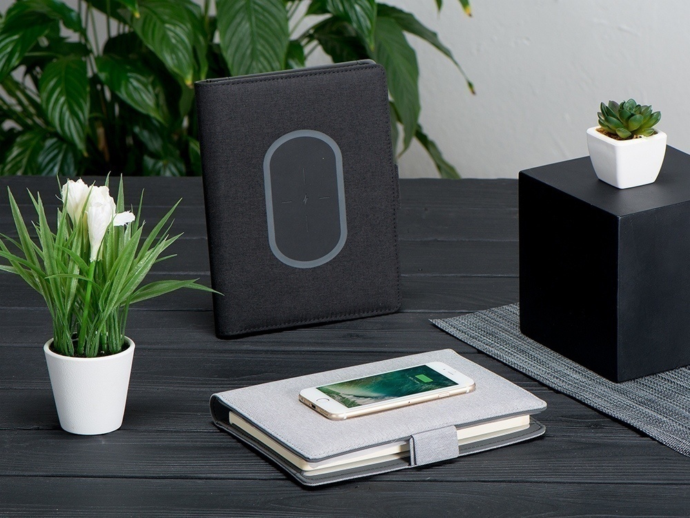 Органайзер с беспроводной зарядкой Powernote, 5000 mAh