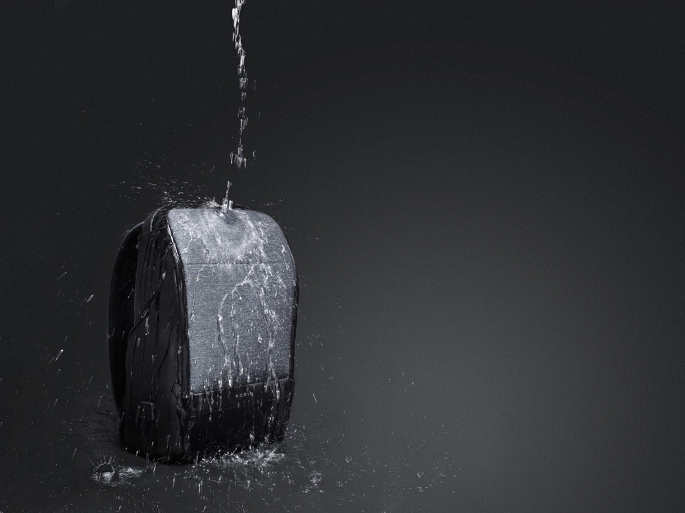 Водостойкий антикражный рюкзак FlexPackPro для ноутбука 15.6